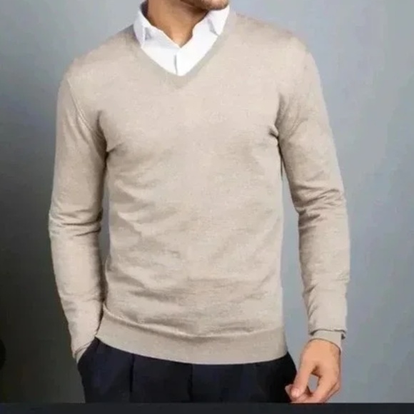 Jos. A. Bank 100% Italian Merino Wool Sweater - size XL - Picture 1 of 3